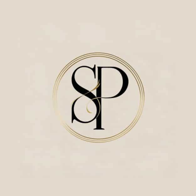 Logo sérénité prestige en grand sur fond claire